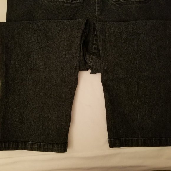 Jeans - Picture 3 of 5